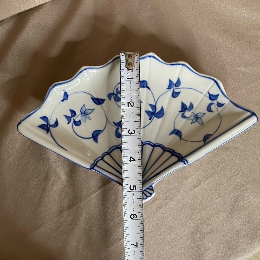 Vintage Porcelain Fan Decorative Plate - Picture 7 of 7